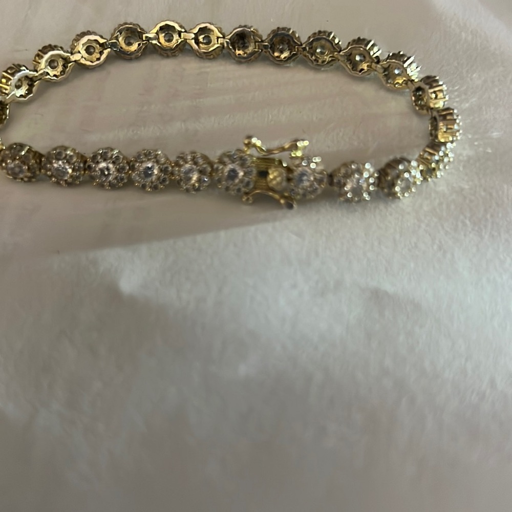 7 inch silver tennis bracelet “REL 925” on clasp